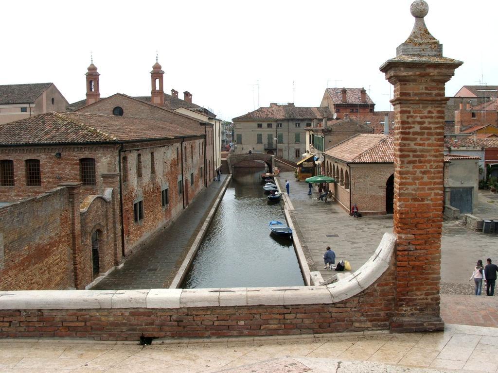 Appartamento Guido Reni Lido di Spina Luaran gambar