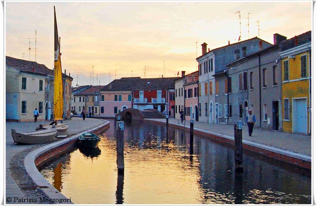 Appartamento Guido Reni Lido di Spina Luaran gambar