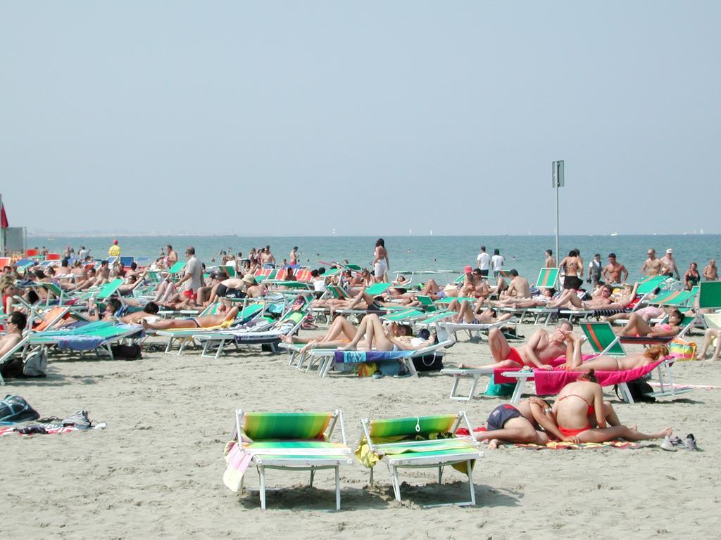 Appartamento Guido Reni Lido di Spina Luaran gambar