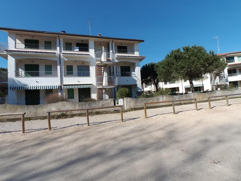 Appartamento Guido Reni Lido di Spina Luaran gambar
