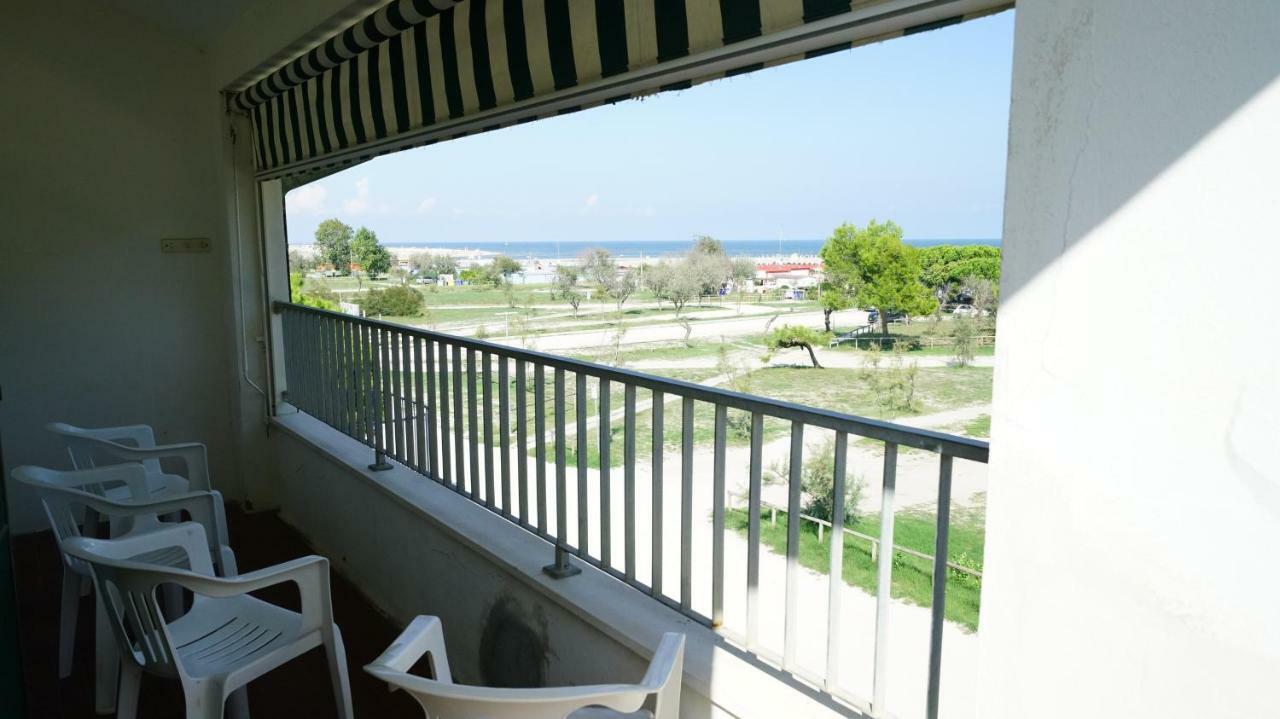 Appartamento Guido Reni Lido di Spina Luaran gambar