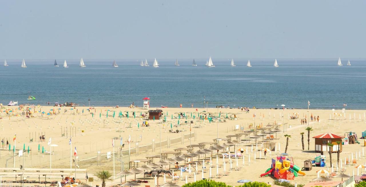 Appartamento Guido Reni Lido di Spina Luaran gambar